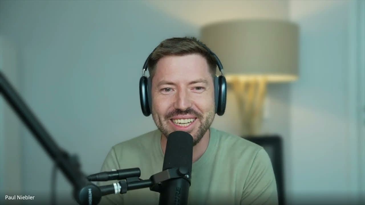 Wie aus Vertriebsrealität, Software und KI ein eigenes System wurde